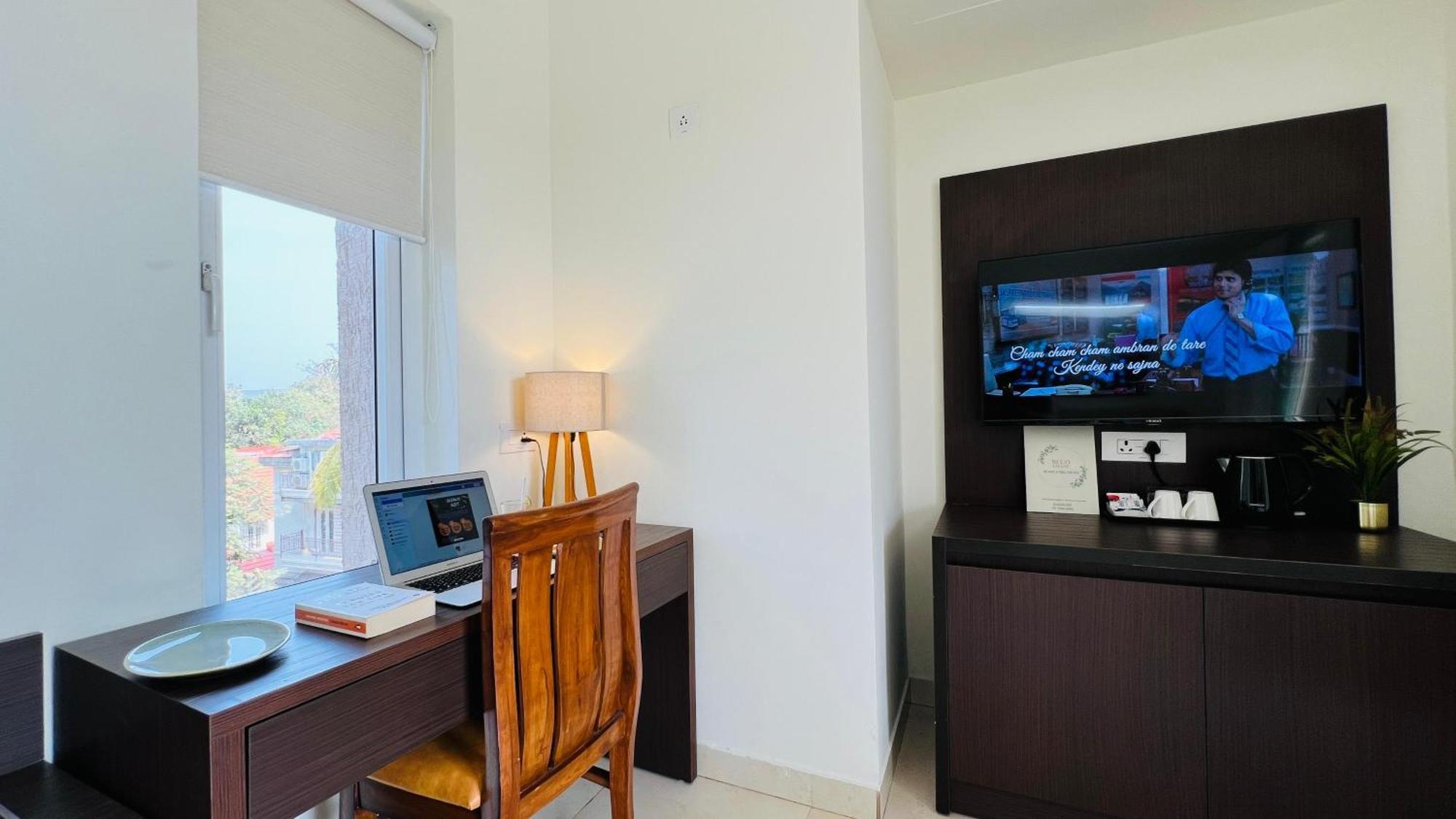 Bluo Amani Vagator - Boutique Hotel Goa Anjuna Room photo