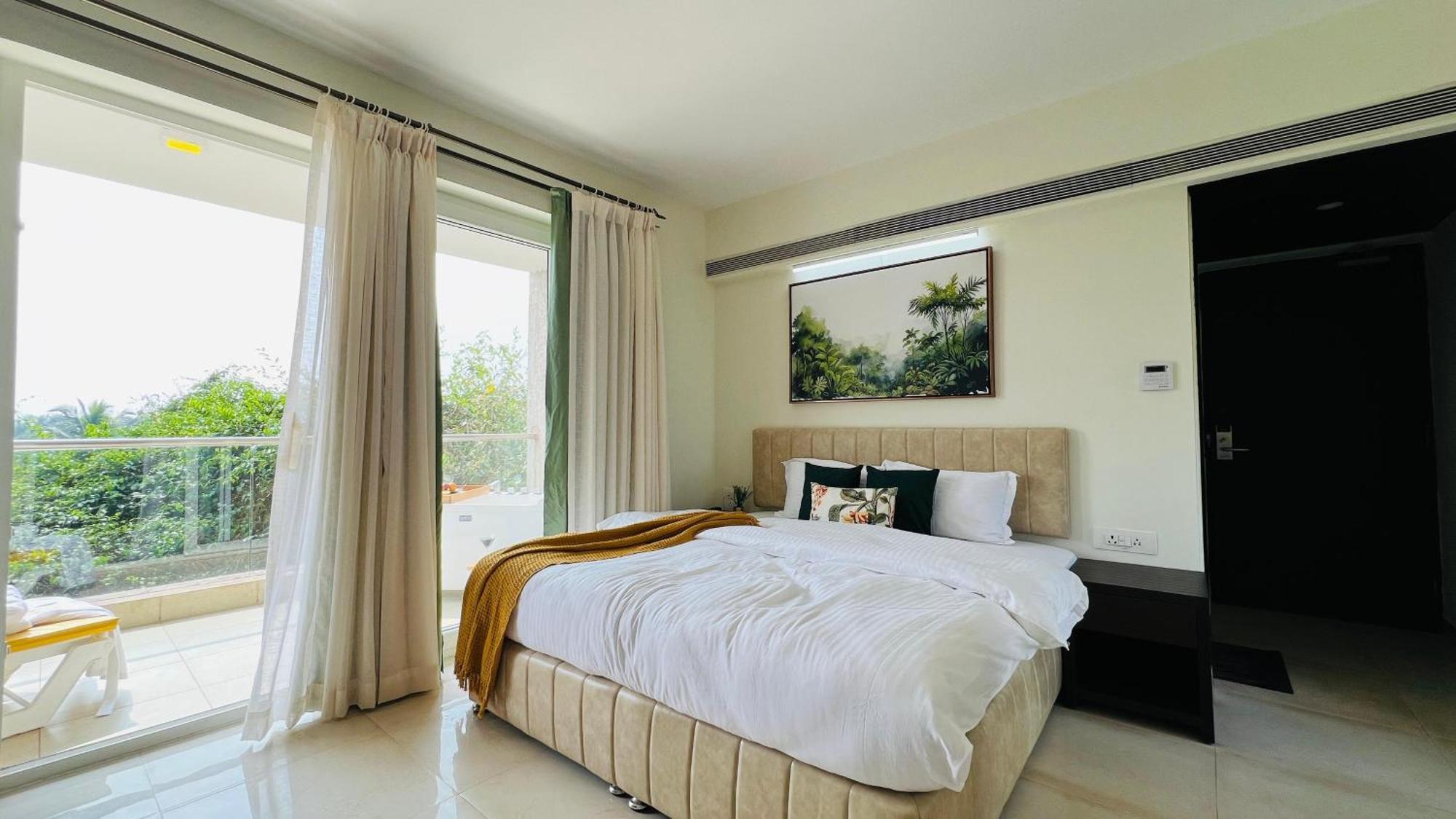 Bluo Amani Vagator - Boutique Hotel Goa Anjuna Exterior photo