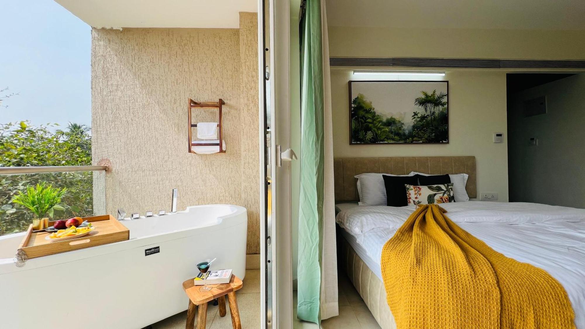 Bluo Amani Vagator - Boutique Hotel Goa Anjuna Exterior photo